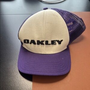 Oakley White and Purple Cap